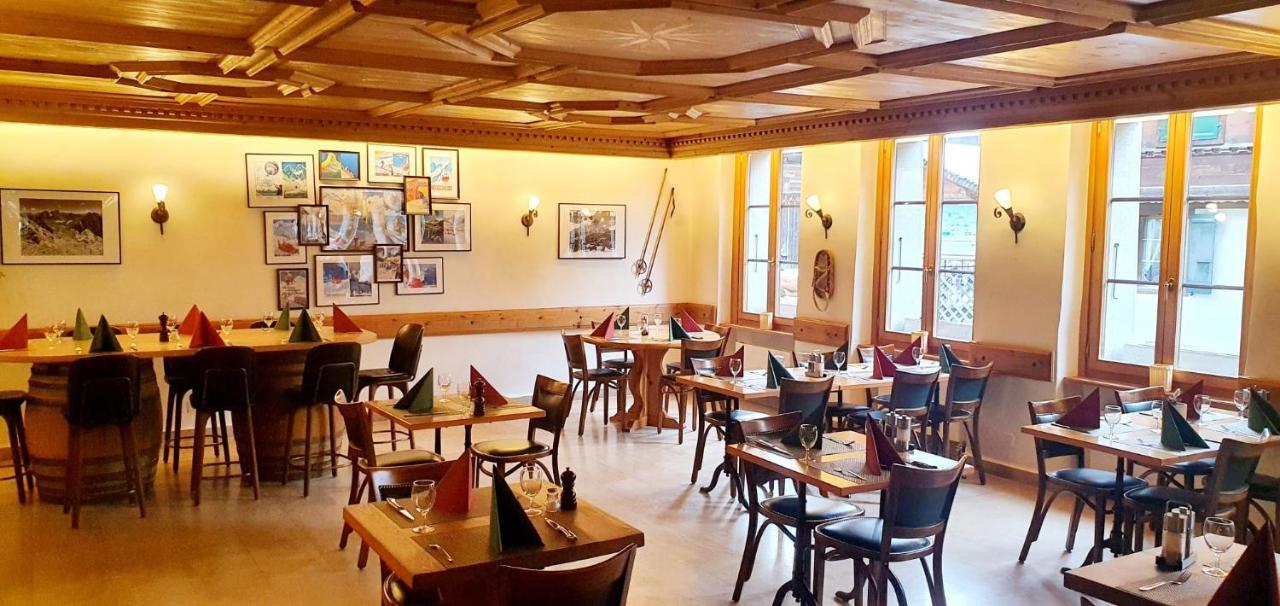 Hotel De Commune Gstaad Bagian luar foto