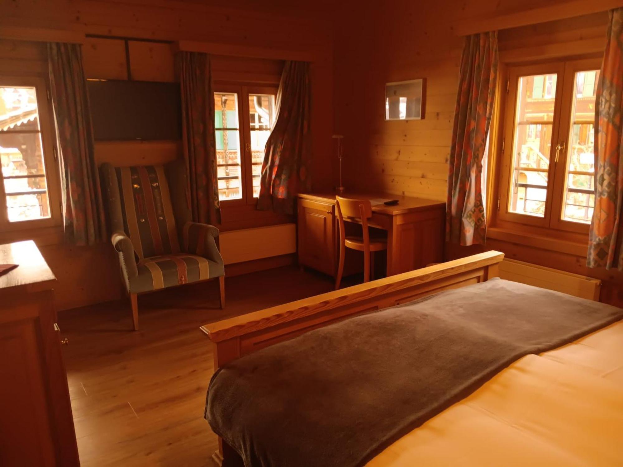 Hotel De Commune Gstaad Bagian luar foto