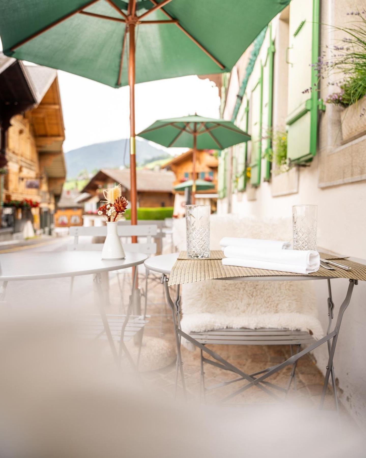 Hotel De Commune Gstaad Bagian luar foto