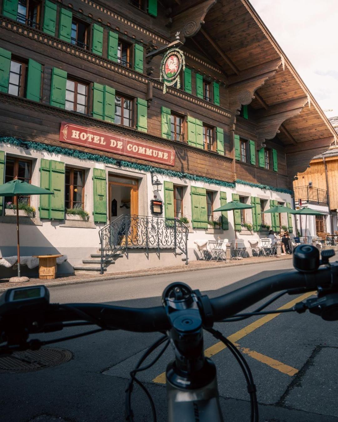 Hotel De Commune Gstaad Bagian luar foto